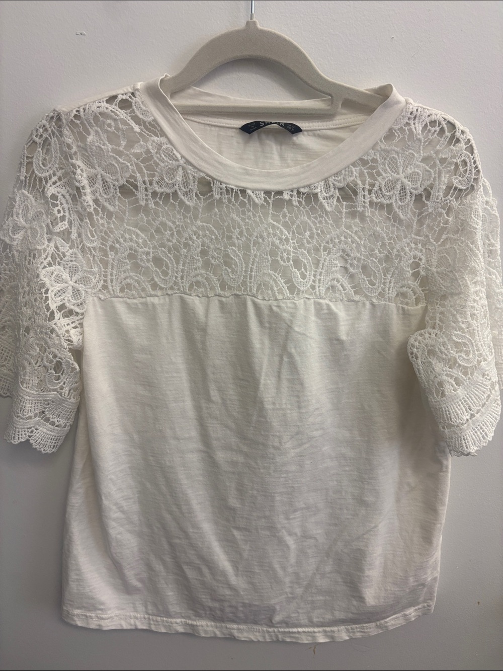 SHEIN White Lace Yoke Short Sleeve Tee